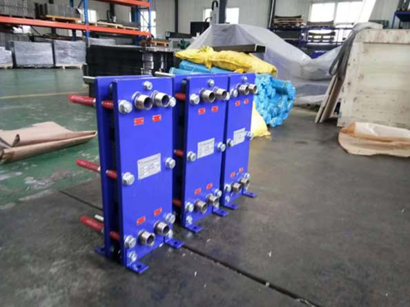 郑州蒸汽加热板式换热器交付青岛德曼啤酒设备